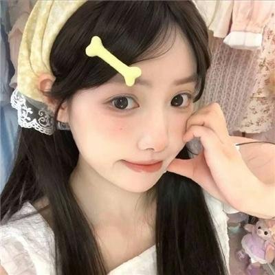 滑板女孩